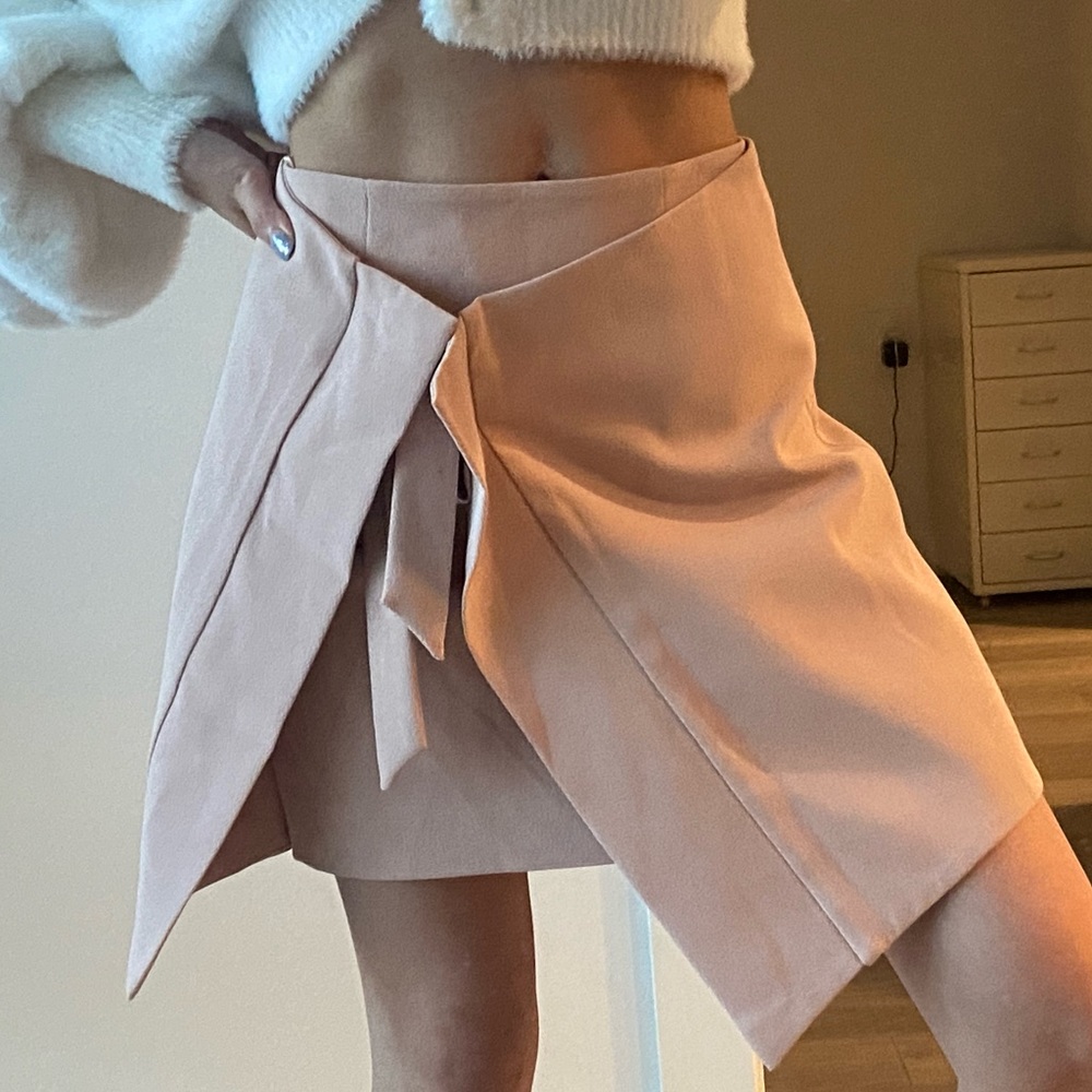 C/MEO Collective BNKR pink skirt